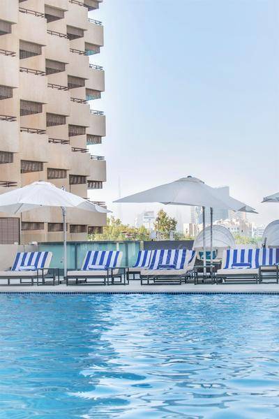 Radisson Blu Hotel, Dubai Deira CreekBLU2O Pool Deck
